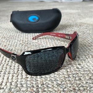 Costa Isabela no scratches